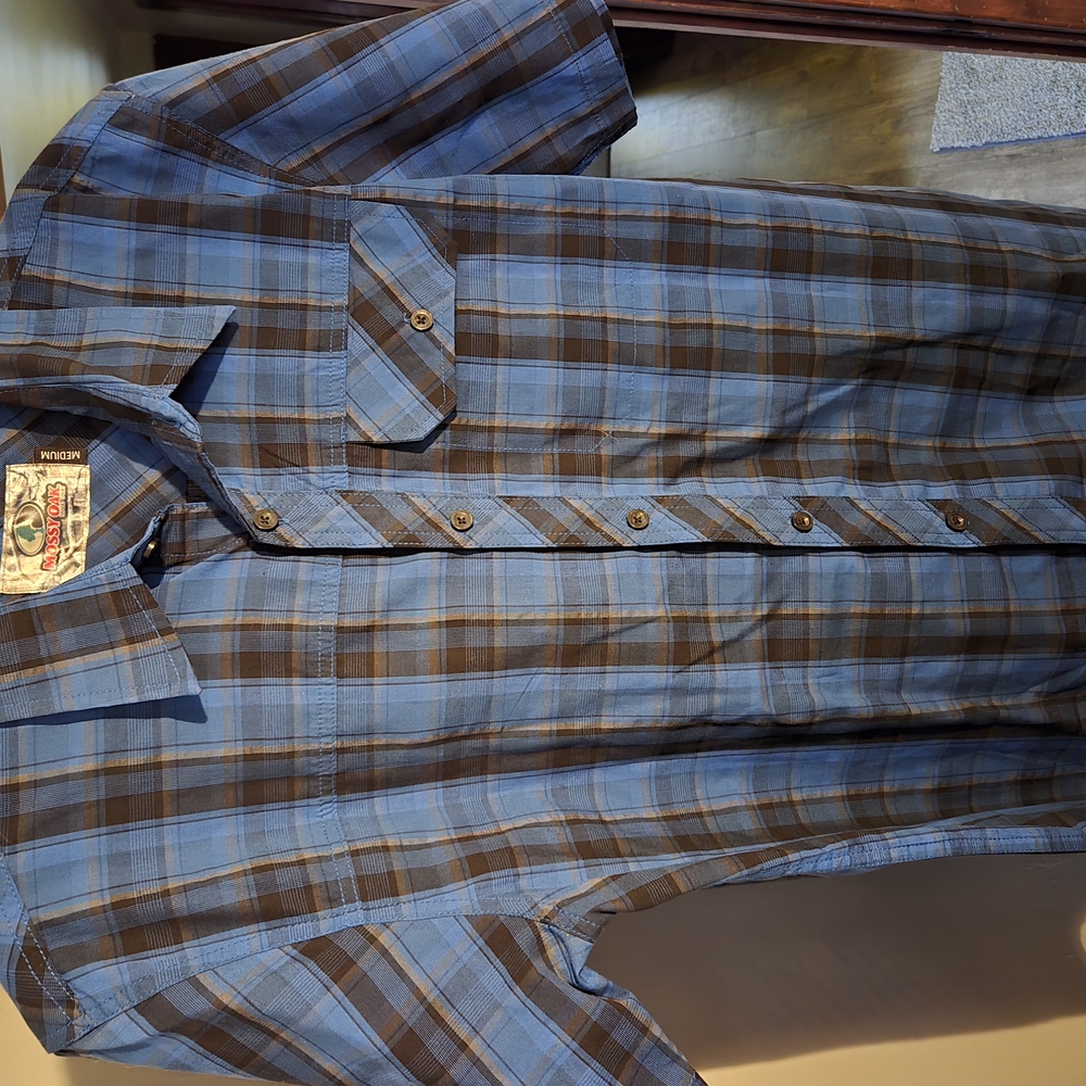 Blue and Brown Mossy Oak Plaid Button-Up Shirt Size Adult Medium